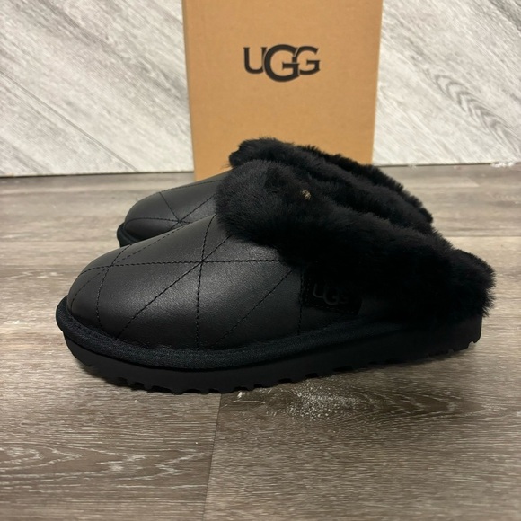UGG | Pearlized Slipper In Black Leather Indoor Outdoor NEW GIFT - Picture 9 of 10